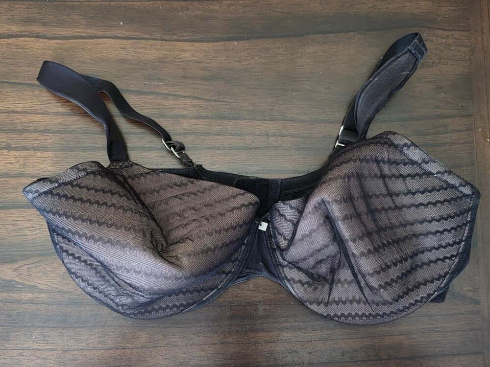Natori Bra Size 40DDD Black Patterned Underwire